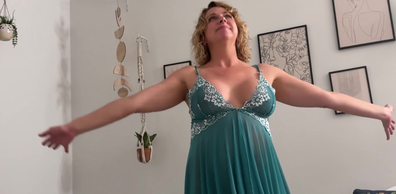 brianna beach dress Blonde Curly For Love and Lemons size-20 Color:Blue Ivory Aqua and gold ombre