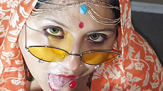Super Milf Namaste Mujer India Talla XL Big Boobs Porn Video